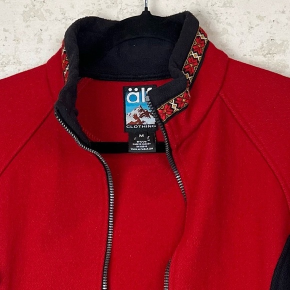 VTG KUHL Alf Women's Wool Coat Sz M Nordic Alpine Warm Minimalist Red Thumb Hole - Picture 3 of 16